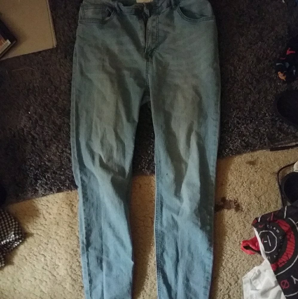 Forever 21 stretchy skinny jeans